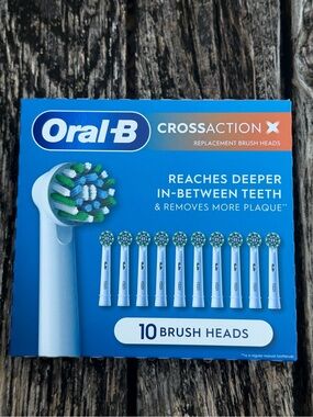 NIB Oral-B CrossAction X Replacement Electric ToothBrush Heads- 10 Count New A1